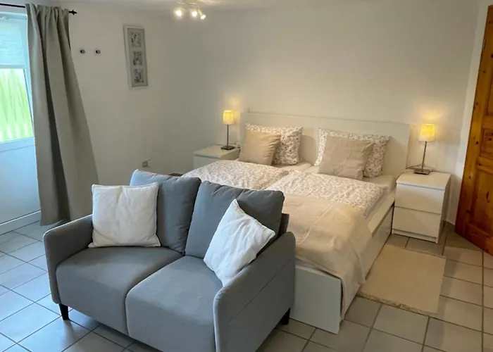 Zur Gruenen Post - 3*